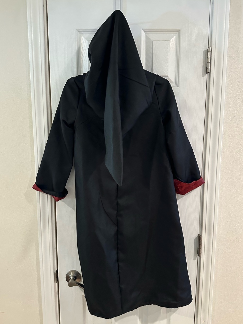 Harry Potter Deluxe Costume Black/Burgundy Wizard Robe with Striped Tie Small - Picture 4 of 14